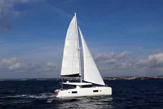 Katamaran Lagoon 42 - 4 + 2 cab., 4 Kabinen, Baujahr 2019 – Marina Zadar (ex. Tankerkomerc), Kroatien